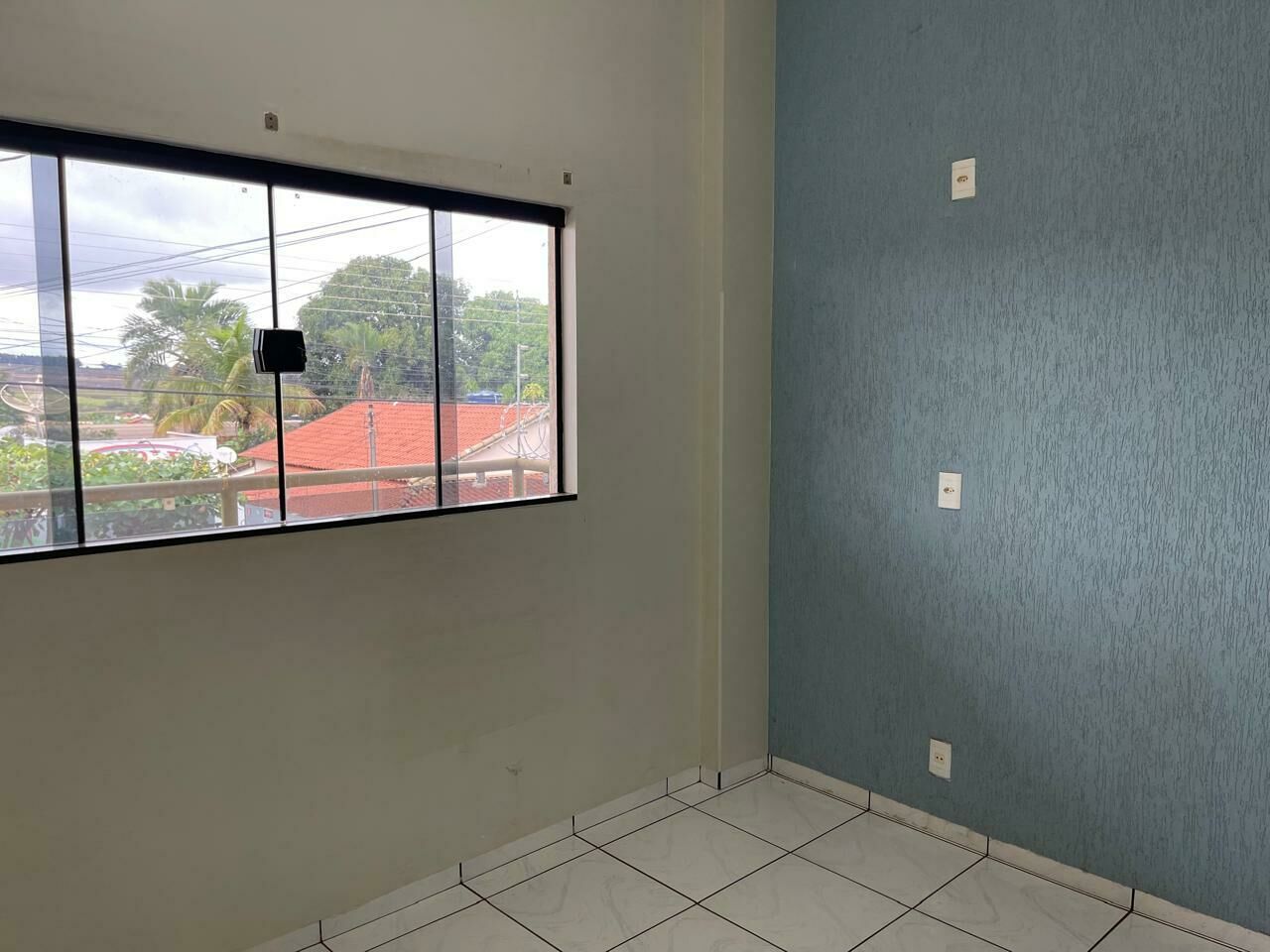 Imagem do VENDA - CASA NO CENTRO , AVENIDA PRINCIPAL ( ILDEFONSO CARNEIRO )